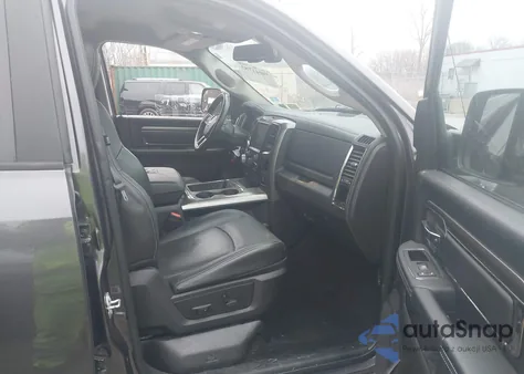 2017 Ram 1500 Night 4X4 5'7 Box from USA, damaged, VIN 1C6RR7MT5HS650301